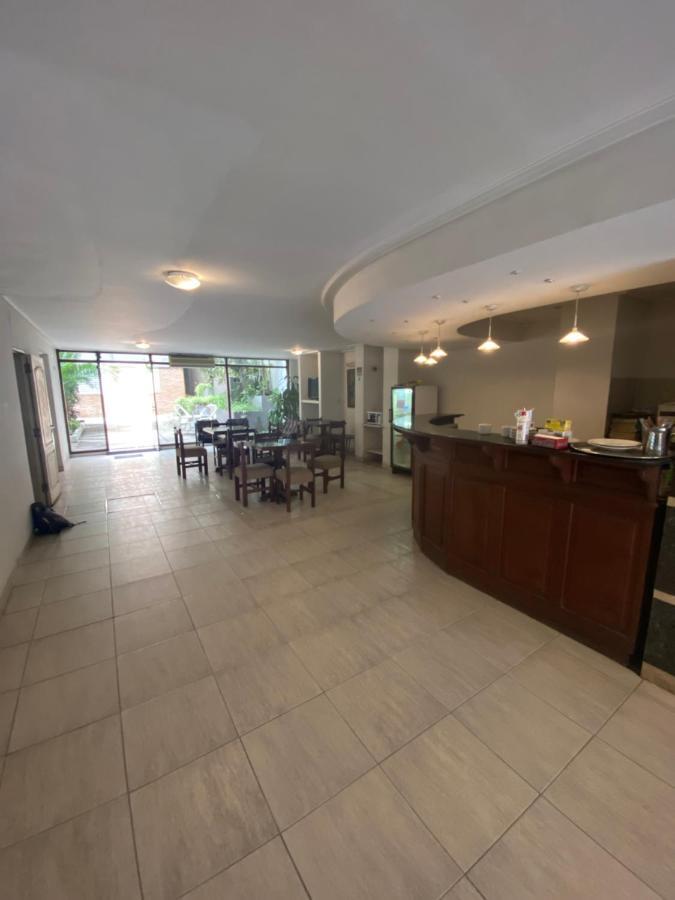 Hotel Miami San Miguel de Tucuman Bagian luar foto