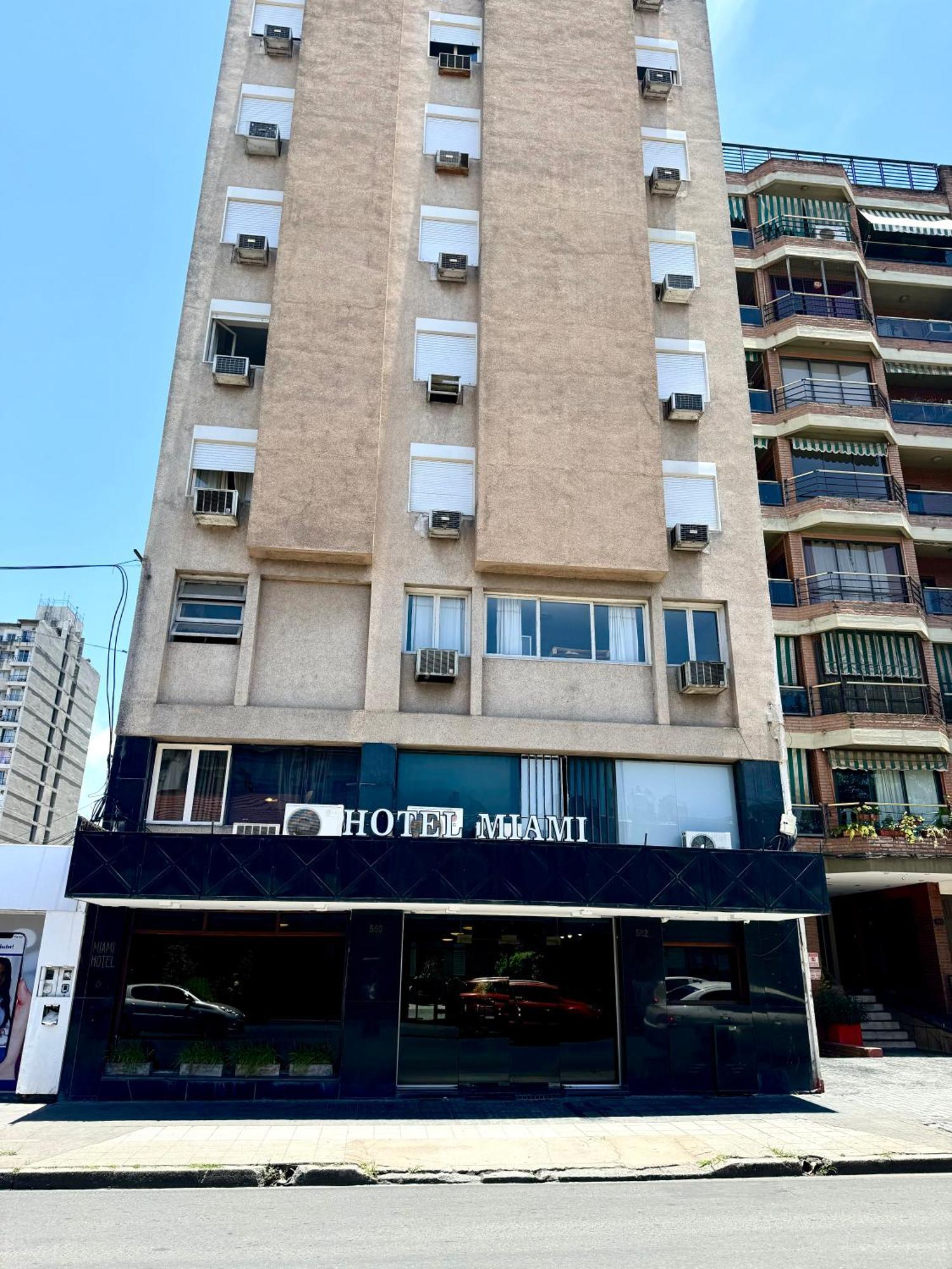 Hotel Miami San Miguel de Tucuman Bagian luar foto