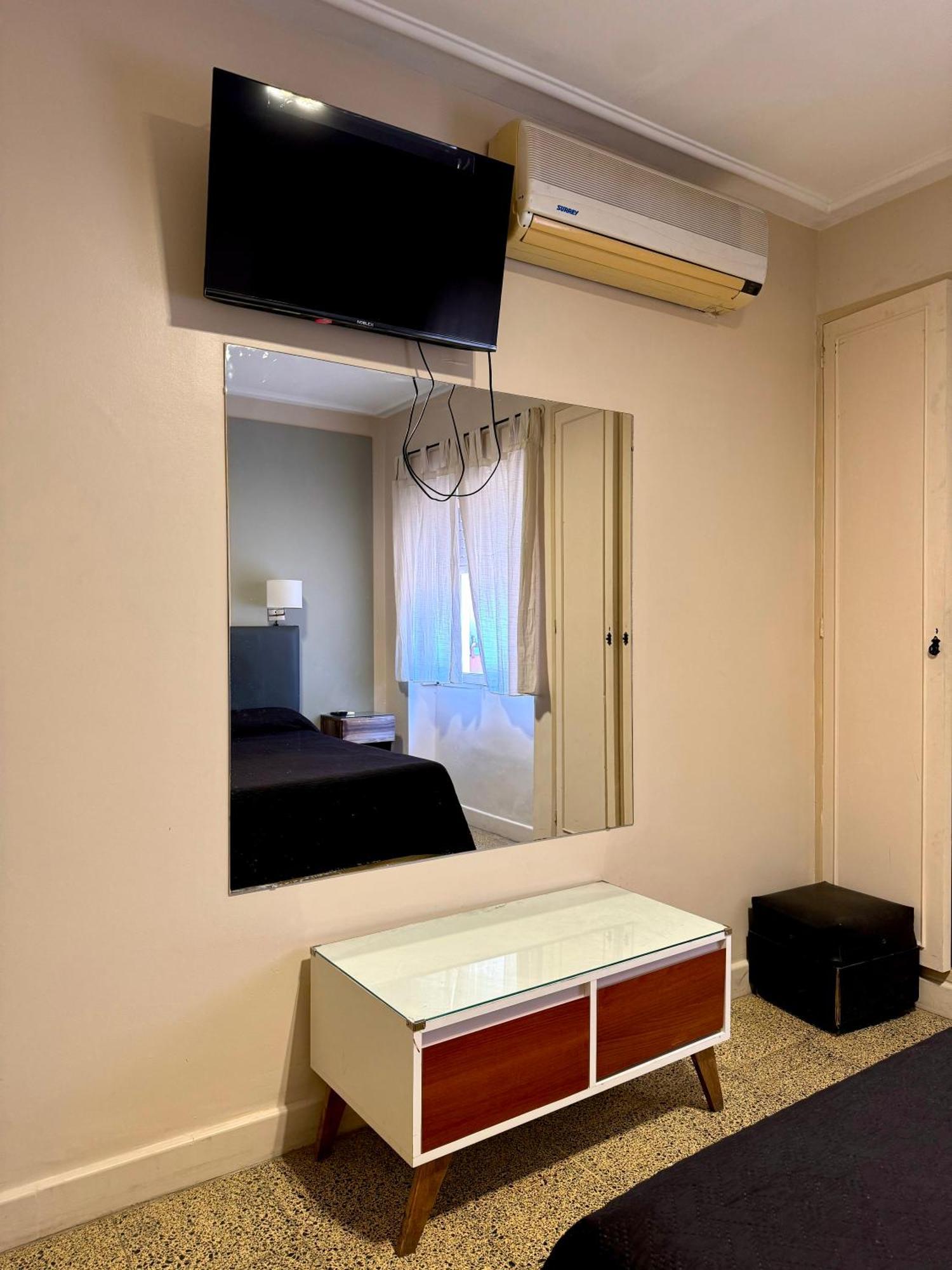 Hotel Miami San Miguel de Tucuman Bagian luar foto