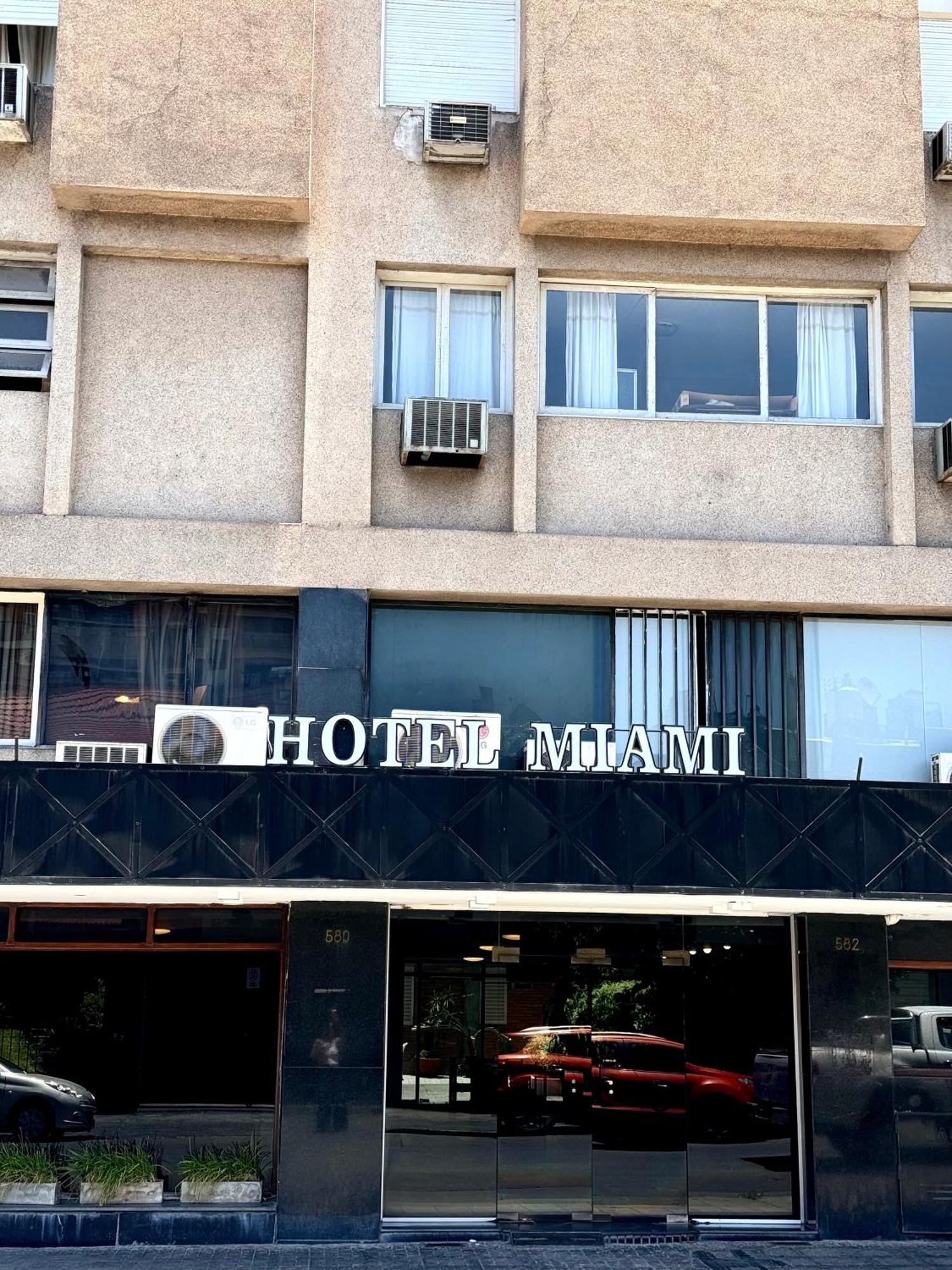 Hotel Miami San Miguel de Tucuman Bagian luar foto