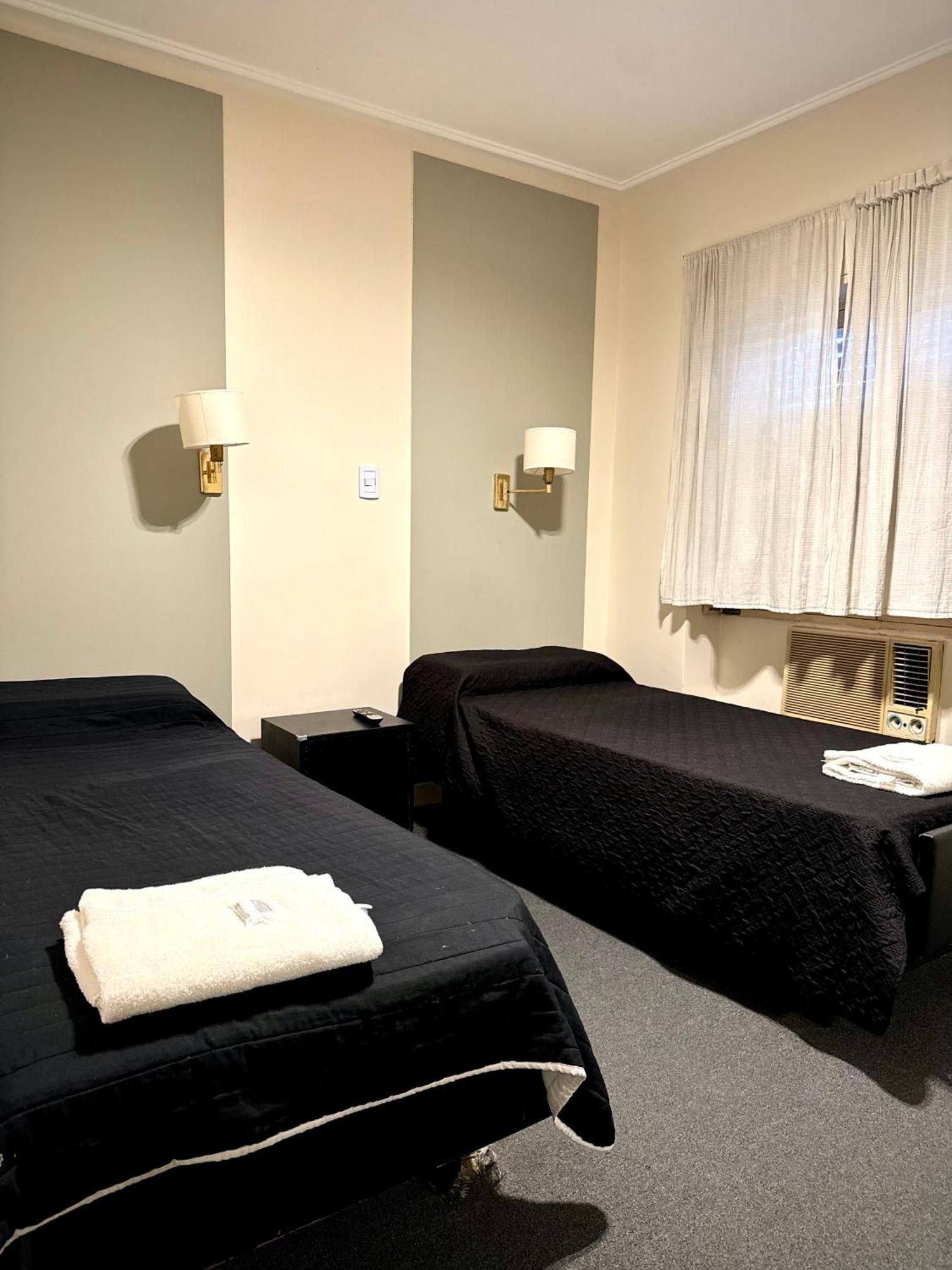Hotel Miami San Miguel de Tucuman Bagian luar foto